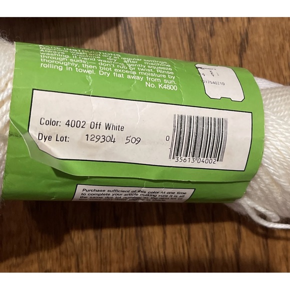 Zayre and Green Oak 100% Acrylic Yarn Off-White Fishermen 4-Ply 6 Oz Lot Of 2 - Picture 3 of 11